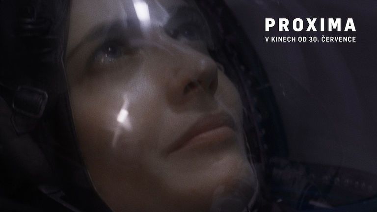 Proxima s Evou Greenovou autenticky ukazuje, co obnáší přípravy na let do vesmíru